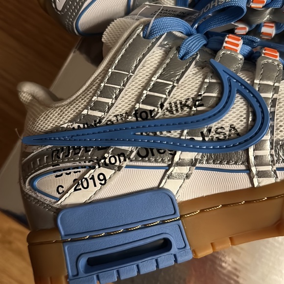OFF-WHITE x NIKE Air Rubber Dunk Low - Picture 3 of 6